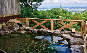 伊勢平野一望の露天風呂